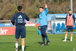 el equipo que tiene en mente Scaloni para el debut ante Ecuador
