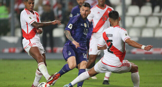 Con dos golazos de Messi Argentina venció 2-0 a Perú