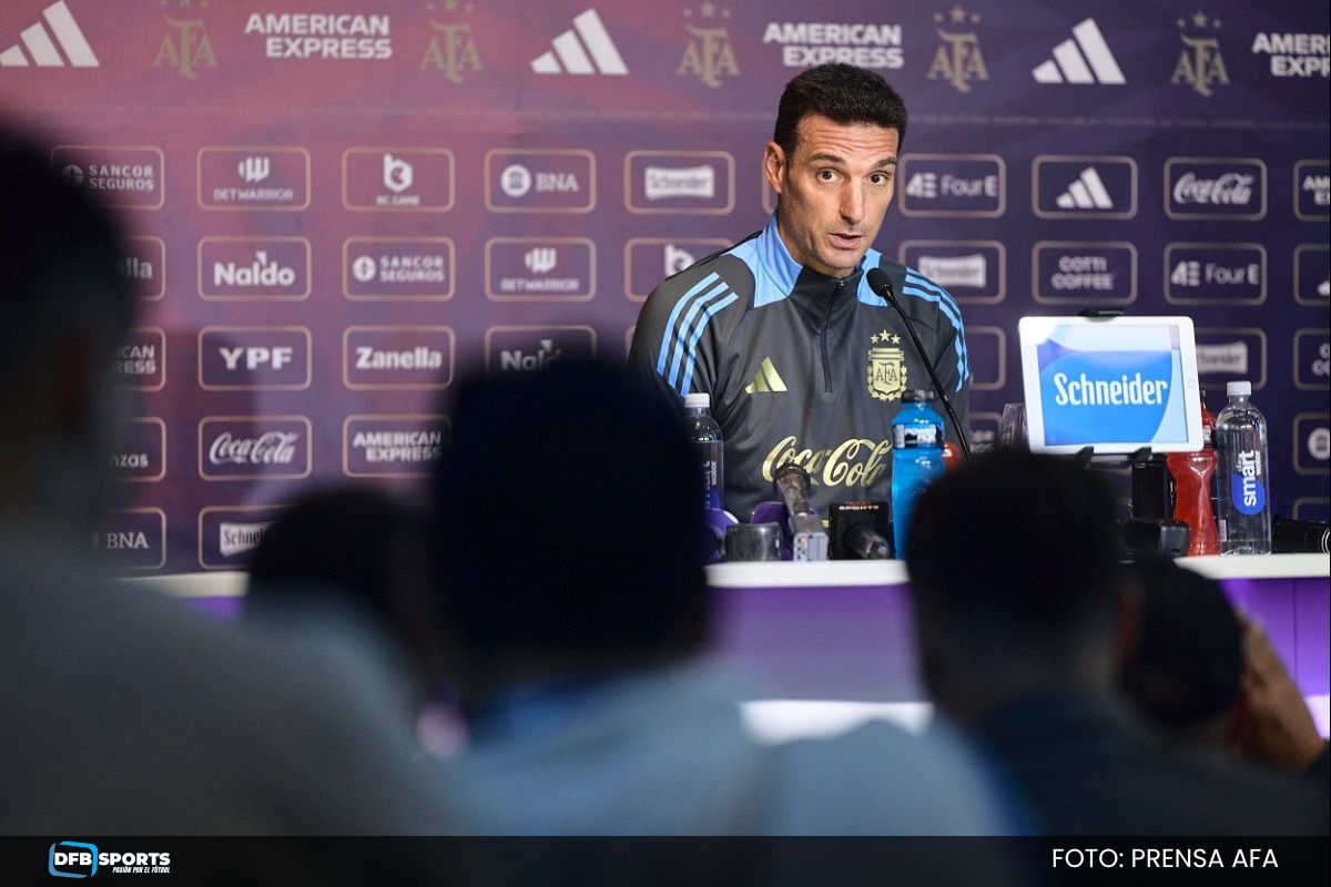Conferencia de prensa Scaloni