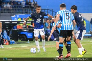Racing Independiente Rivadavia comentario