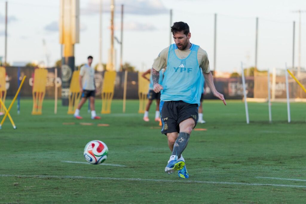 messi entrenamiento