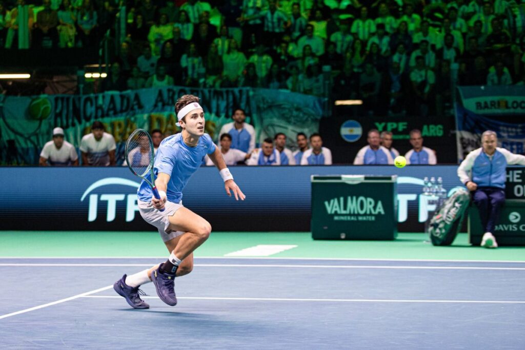 argentina copa davis etcheverry