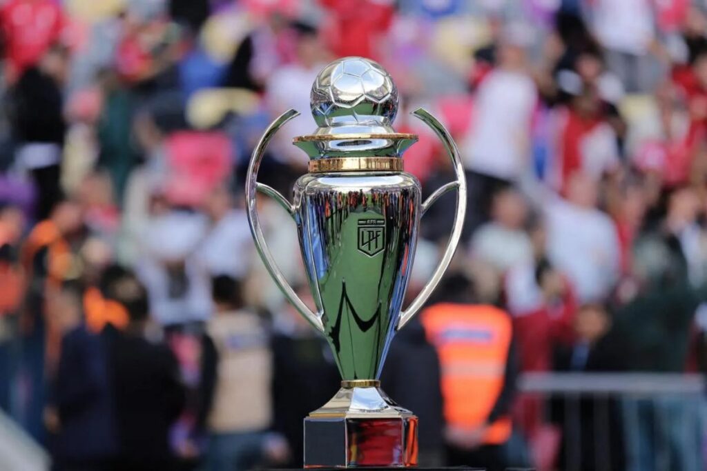 trofeo torneo clausura