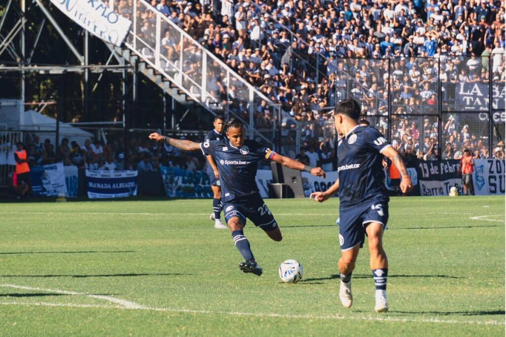 independiente rivadavia gimnasia la plata