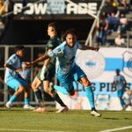 Gimnasia reaccionó, lo dio vuelta ante Güemes y sigue como único líder de la Zona B